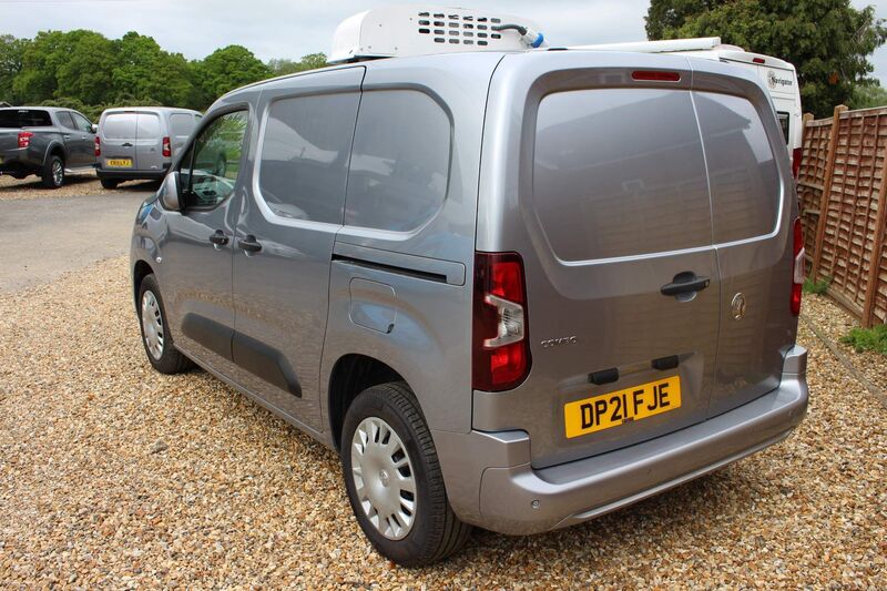 VAUXHALL COMBO