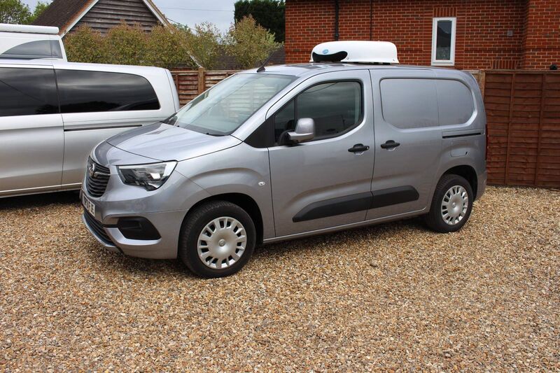 VAUXHALL COMBO