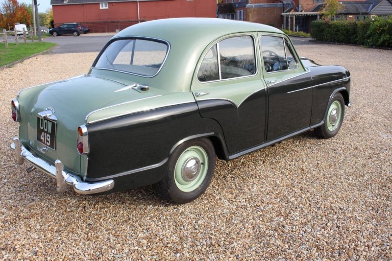 MORRIS ISIS