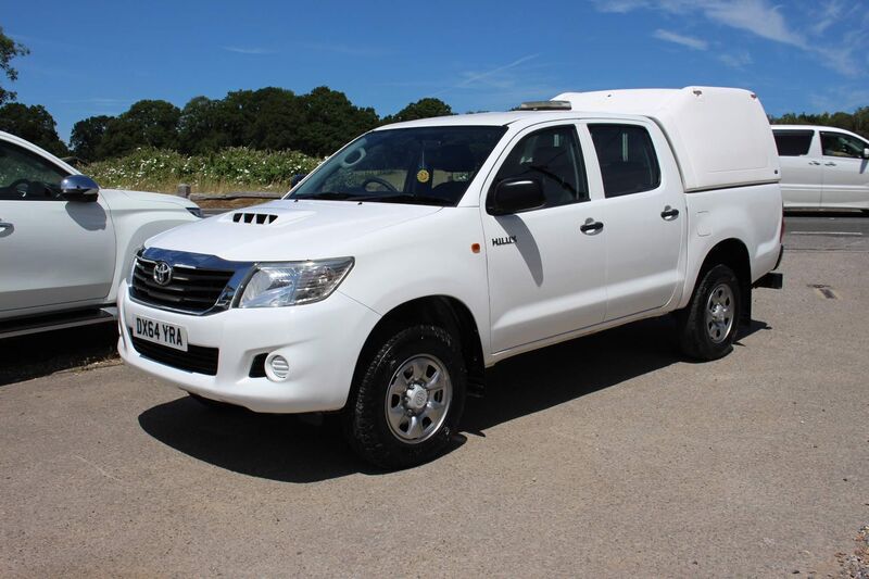 TOYOTA HILUX