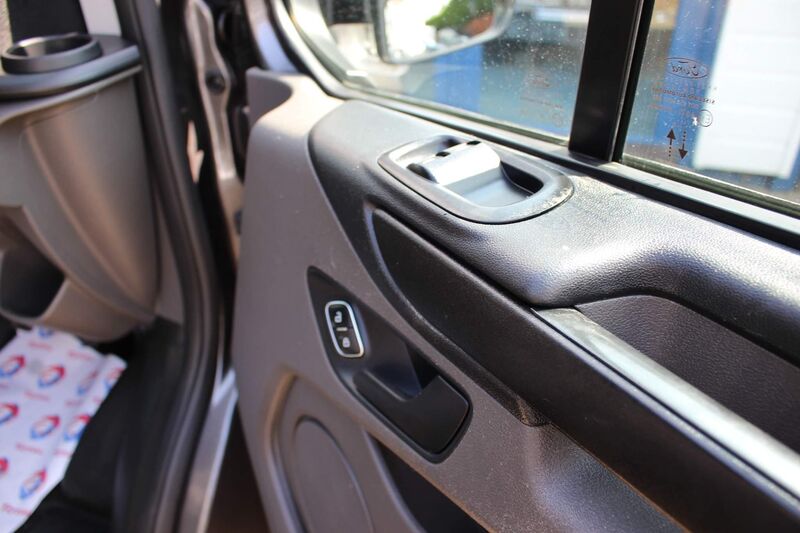 FORD TRANSIT CUSTOM