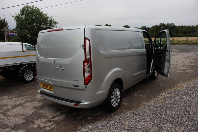 FORD TRANSIT CUSTOM