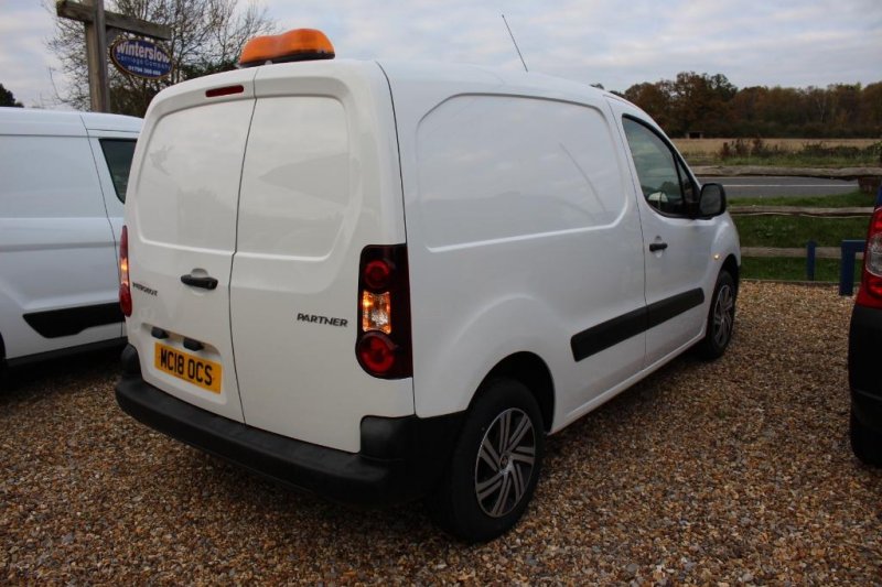 PEUGEOT PARTNER