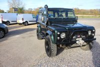 LAND ROVER DEFENDER 90