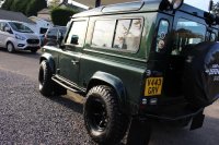 LAND ROVER DEFENDER 90