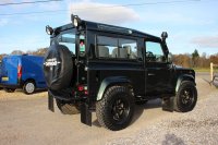 LAND ROVER DEFENDER 90