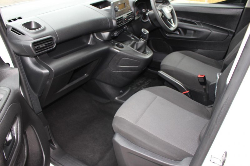 VAUXHALL COMBO