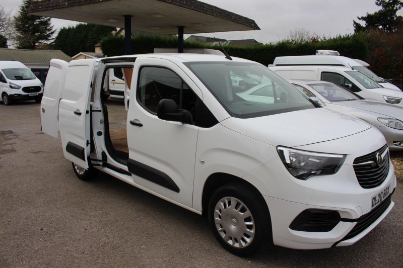 VAUXHALL COMBO