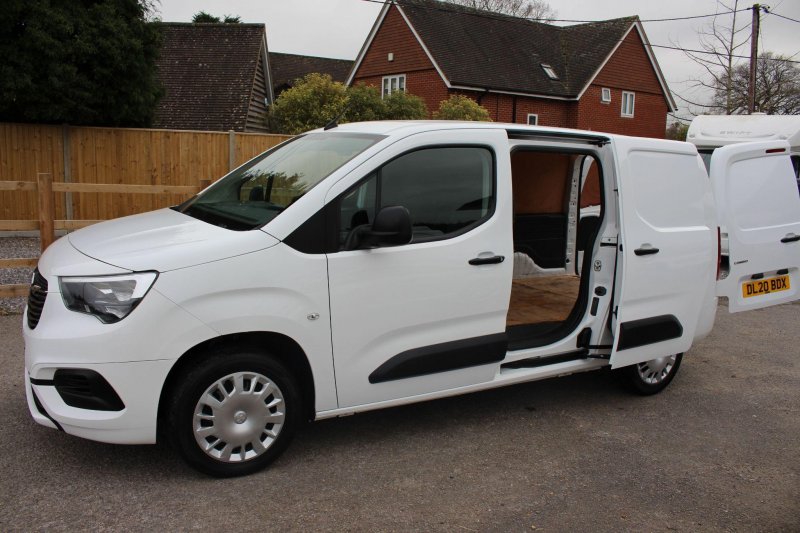 VAUXHALL COMBO