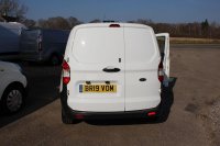 FORD TRANSIT COURIER
