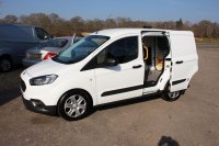 FORD TRANSIT COURIER
