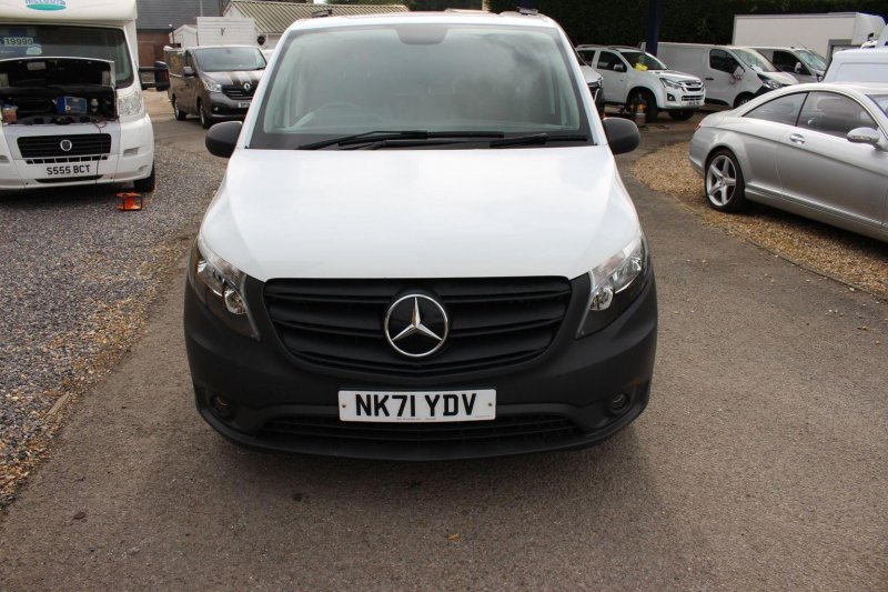 MERCEDES-BENZ VITO