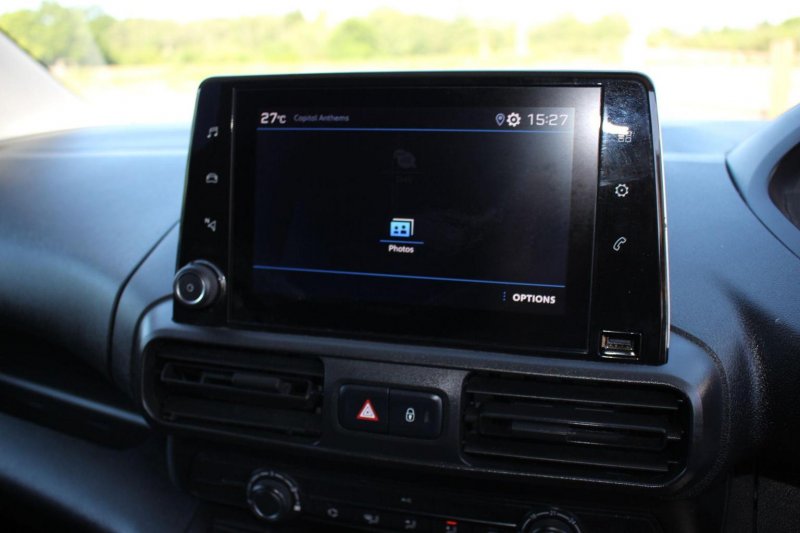 PEUGEOT PARTNER