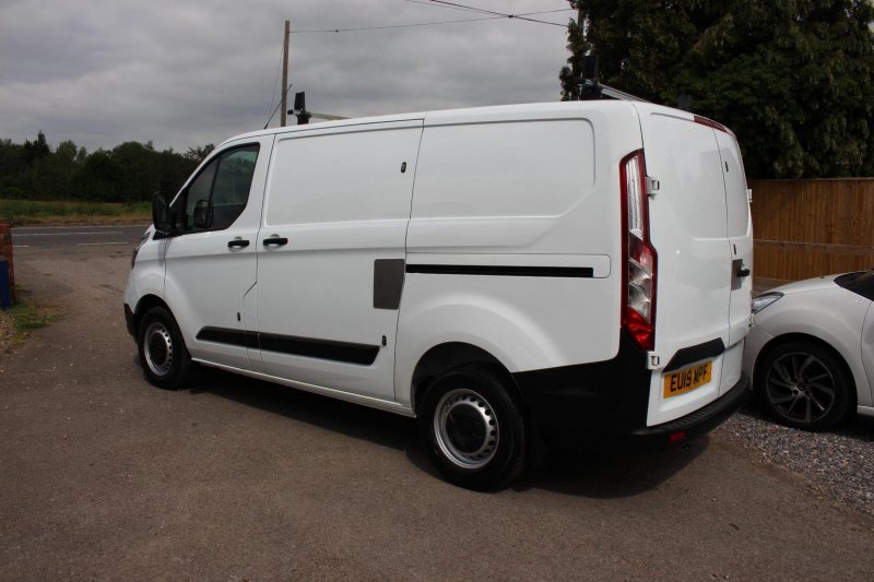 FORD TRANSIT CUSTOM