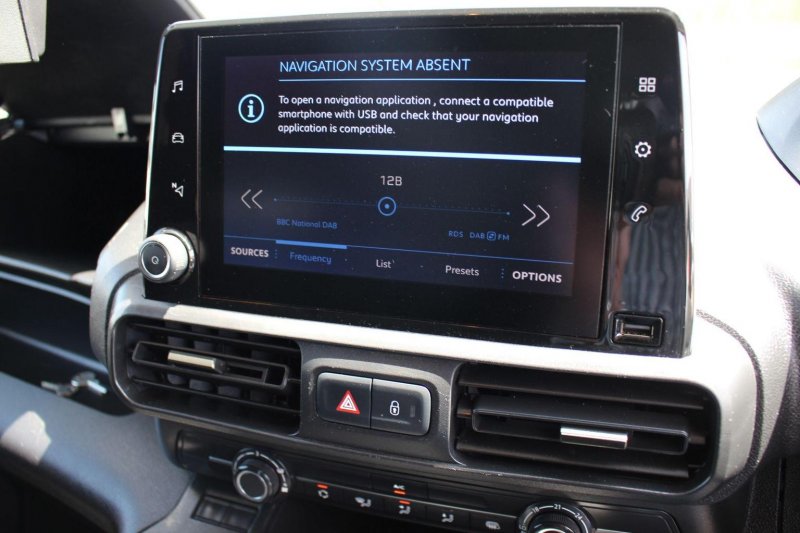 PEUGEOT PARTNER