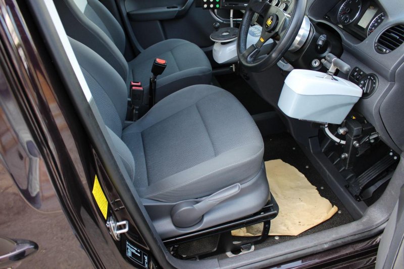 VOLKSWAGEN CADDY