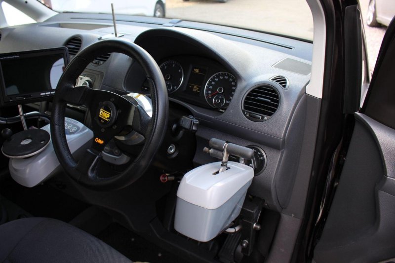 VOLKSWAGEN CADDY