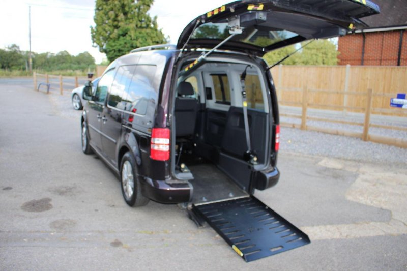 VOLKSWAGEN CADDY